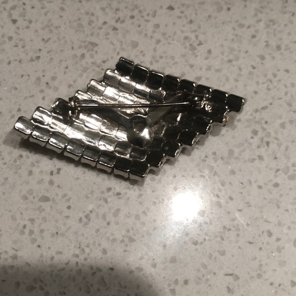 Brooch - Picture 6 of 7